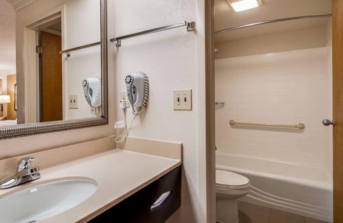 Macon Hotel | Best Western Inn & Suites of Macon