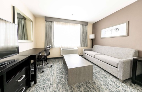 Mission Valley West Hotel | Best Western Inn & Suites San Diego – Zoo/SeaWorld Area