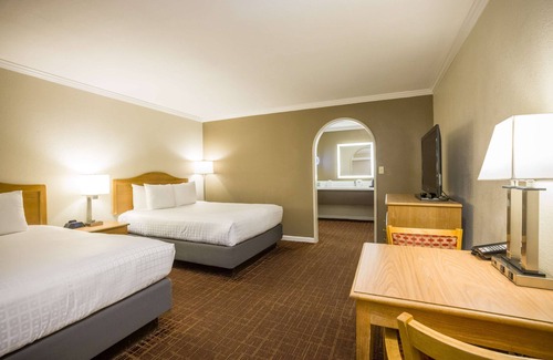 Centennial Hotel | Best Western Inn