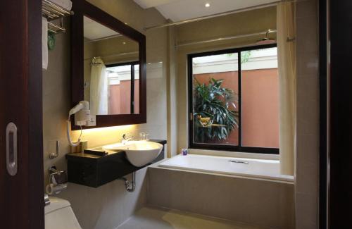 Kartika Plaza Hotel | Best Western Kuta Villa