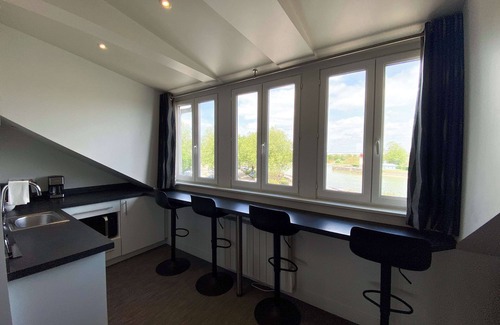 Honfleur Hotel | Best Western Le Cheval Blanc - Vieux Port