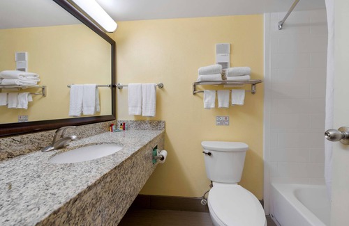 Jeffersontown Hotel | Best Western Louisville East Inn & Suites