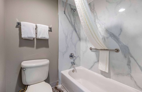 Prestonia Hotel | Best Western Louisville Airport Expo