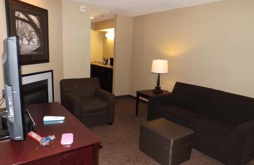 Alexandria Hotel | Best Western of Alexandria Inn & Suites & Conference Center