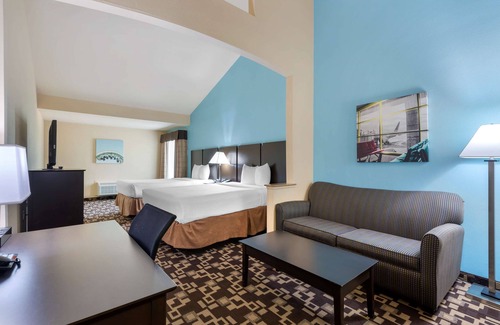 Grand Prairie Hotel | Best Western Plus Arlington North Hotel & Suites