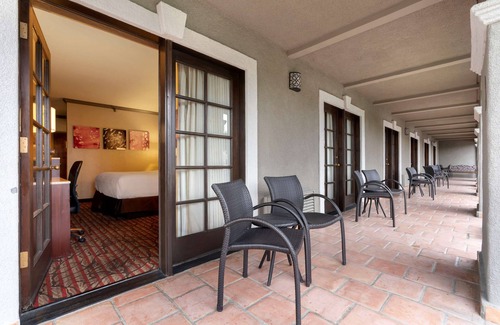 Milpitas Hotel | Best Western Plus Brookside Inn