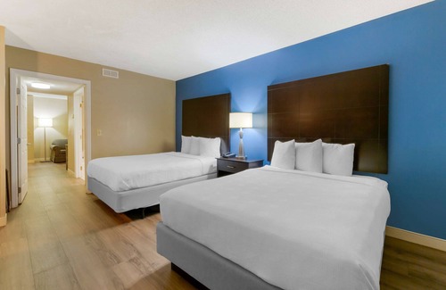 Southwest Raleigh Hotel | Best Western Plus Cary Inn - NC State
