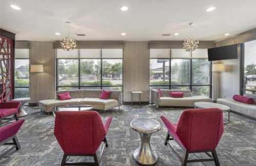 Bentonville Hotel | Best Western Plus Castlerock Inn & Suites