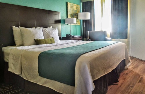 Deerfield Beach Hotel | Best Western Plus Deerfield Beach Hotel & Suites