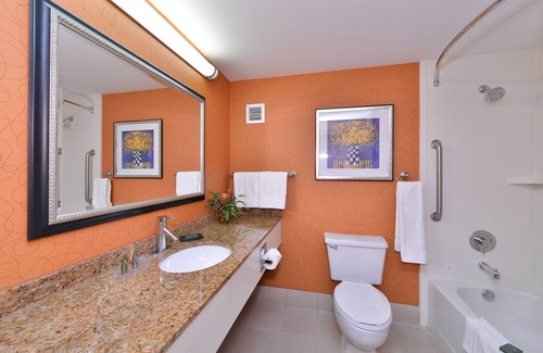 Roosevelt Hotel | Best Western Plus Fresno Airport Hotel