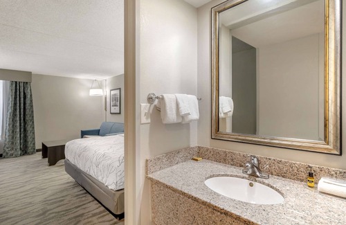 Ashley Oaks Hotel | Best Western Plus Knoxville Cedar Bluff