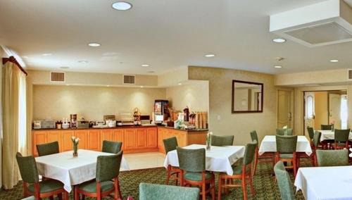 Burbank Hotel | Best Western Plus Media Center Inn & Suites
