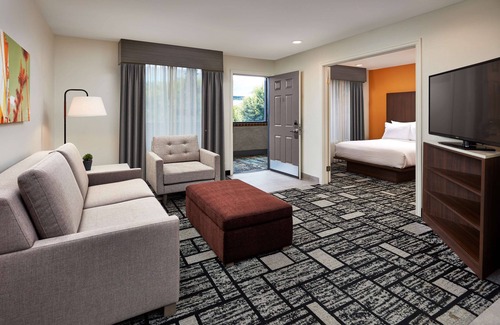 Orange Hotel | Best Western Plus Meridian Inn & Suites, Anaheim-Orange