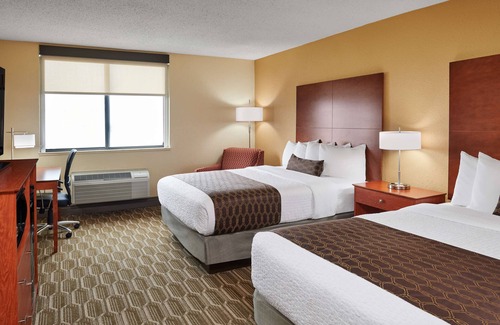 Milwaukee Hotel | Best Western Plus Milwaukee Airport Hotel & Conference Ctr