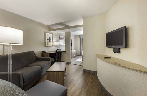 Donelson Hotel | Best Western Plus Nashville Airport Hotel