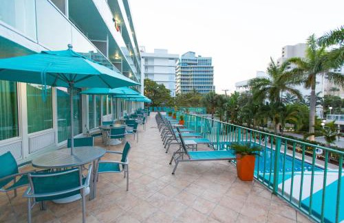 Central Beach Hotel | Best Western Plus Oceanside Inn