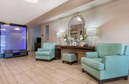 Townsite Hotel | Best Western Plus Oceanside Palms
