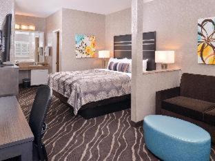 Anaheim Resort Hotel | Best Western Plus Park Place Inn - Mini Suites