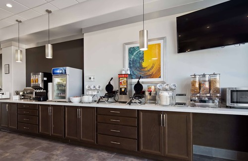 San Antonio Hotel | Best Western Plus Roland Inn & Suites