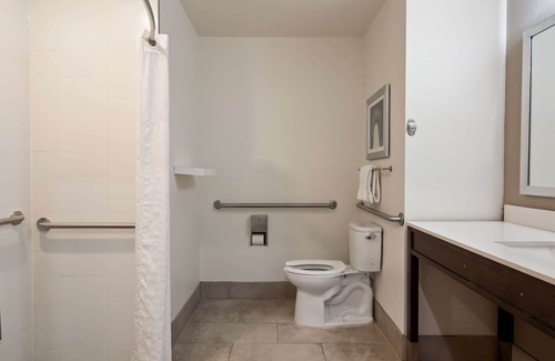 San Antonio Hotel | Best Western Plus Roland Inn & Suites