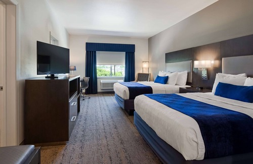 San Antonio Hotel | Best Western Plus Roland Inn & Suites