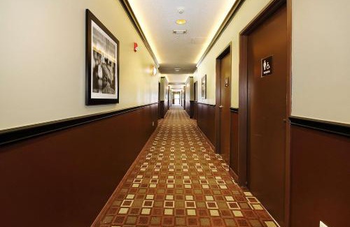 Galveston Hotel | Best Western Plus Seawall Inn & Suites by the Beach