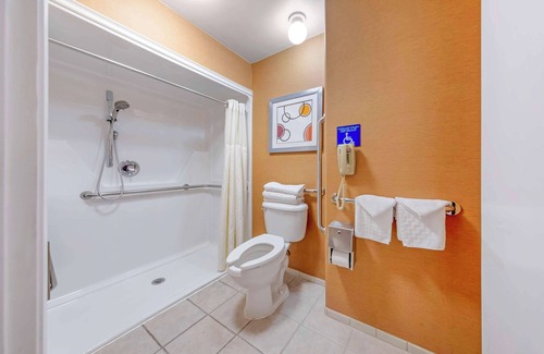Southwest Anaheim Hotel | Best Western Plus Stovall's Inn