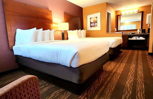 Southwest Anaheim Hotel | Best Western Plus Stovall's Inn