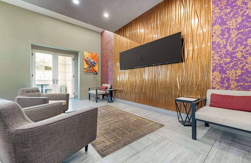 Temecula Hotel | Best Western Plus Temecula Wine Country Hotel &Suites