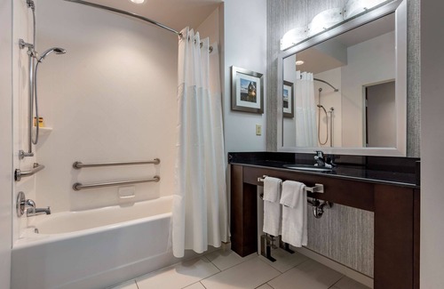 Hammondsport Hotel | Best Western Plus The Hammondsport Hotel