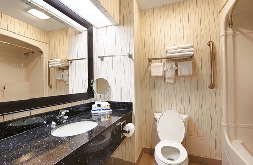 Airport Corporate Hotel | Best Western Plus Travel Hotel Toronto Airport