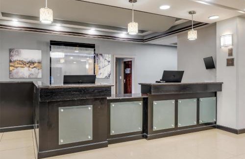 North Little Rock Hotel | Best Western Plus JFK Inn & Suites