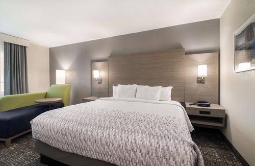 Campton Hotel | Best Western Plymouth Inn-White Mountains