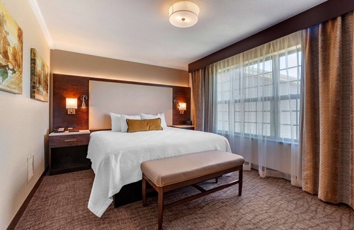 Neenah Resort | Best Western Premier Bridgewood Resort Hotel