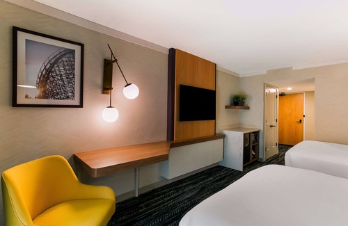 Harrisburg Hotel | Best Western Premier The Central Hotel & Conference Center