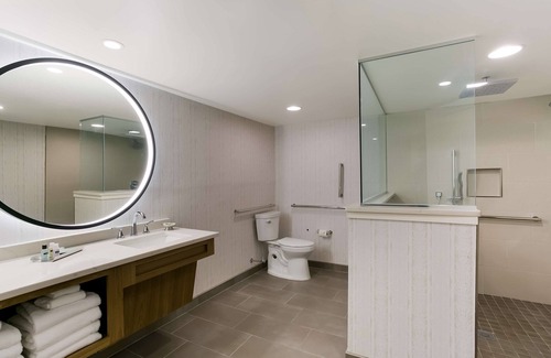 Harrisburg Hotel | Best Western Premier The Central Hotel & Conference Center