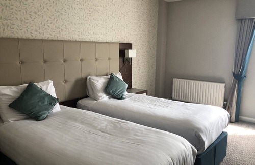 Salisbury Hotel | Best Western Red Lion Hotel
