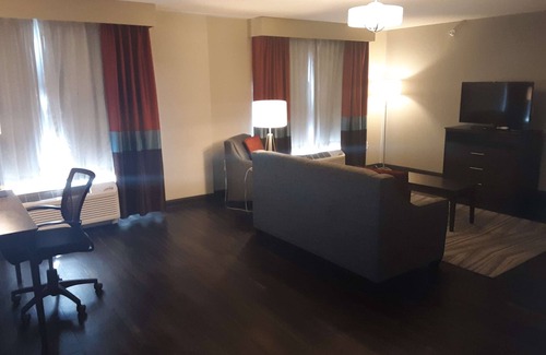 Bismarck Hotel | Best Western Roosevelt Place Hotel