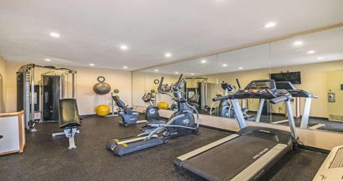 Folsom Road Hotel | Best Western Roseville Inn
