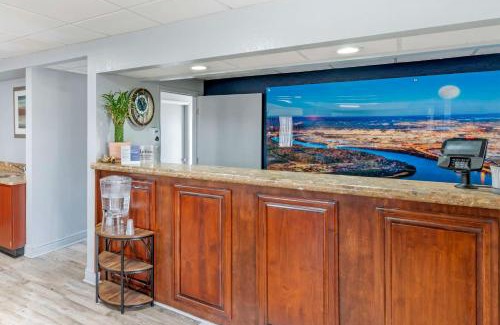 Lookout Valley Neighborhood Association Hotel | Best Western Royal Inn
