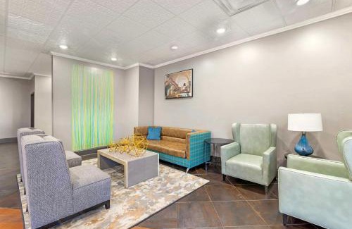 Pooler Hotel | Best Western Savannah Airport Inn & Suites