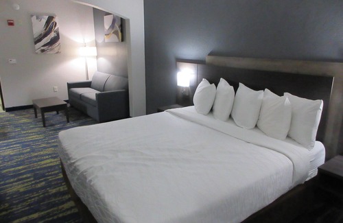 West San Antonio Hotel | Best Western Sea World/Lackland AFB NW Hotel & Suites