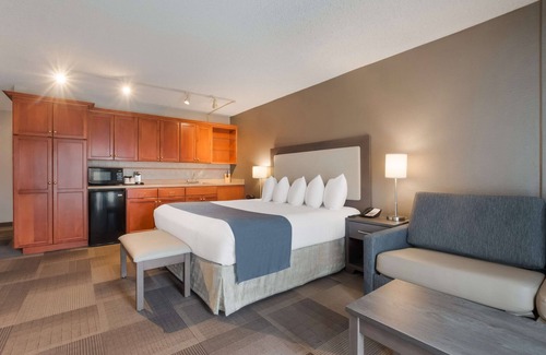 St. Catharines Hotel | Best Western St. Catharines Hotel & Conference Centre