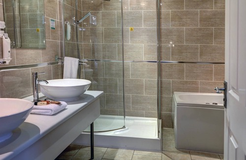 Purfleet Hotel | Best Western Thurrock Hotel