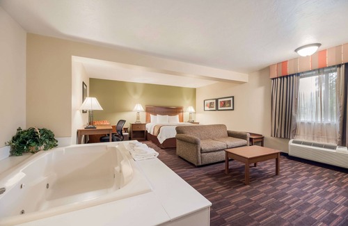 Cedar City Hotel | Best Western Town & Country Inn