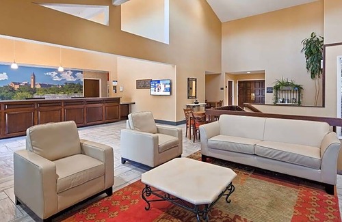 Ithaca Hotel | Best Western University Inn