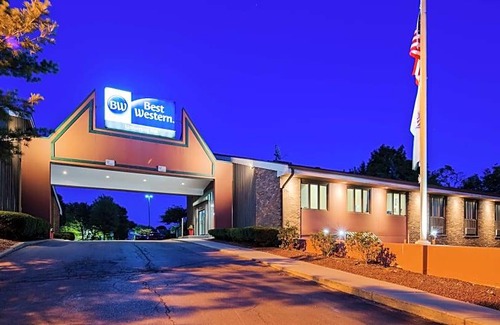 Ithaca Hotel | Best Western University Inn