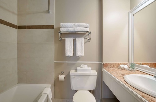Downtown Montreal Hotel | Best Western Ville-Marie Montreal Hotel & Suites