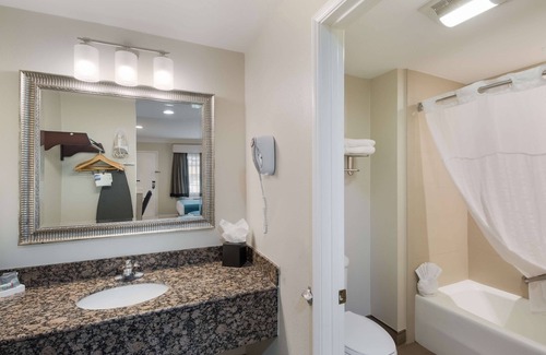 Woodland Hills Hotel | Best Western Woodland Hills Inn