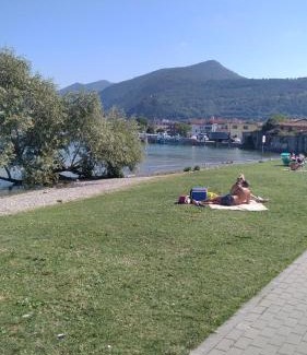 Iseo Apartment | Beth House Iseo